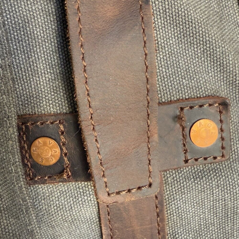 Rugged canvas hipster adventure backpack - Picture 15 of 16